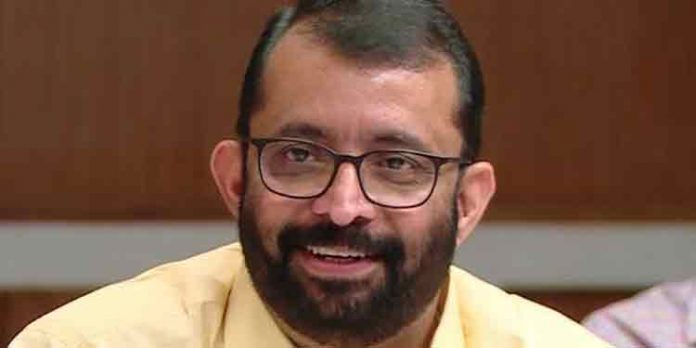 ഡോളര്ക്കടത്ത് കേസ് : സ്പീക്കര് പി. ശ്രീരാമകൃഷ്ണനെ കസ്റ്റംസ് ഉടന് ചോദ്യം ചെയ്യും ; നോട്ടീസ് ഒരുങ്ങുന്നു ഡോളര്ക്കടത്ത് കേസ് : സ്പീക്കര് പി. ശ്രീരാമകൃഷ്ണനെ കസ്റ്റംസ് ഉടന് ചോദ്യം ചെയ്യും ; നോട്ടീസ് ഒരുങ്ങുന്നു