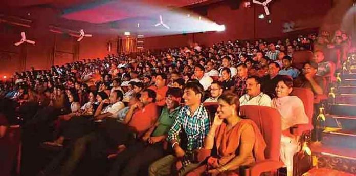 ഇനി ഹൗസ് ഫുള് ; തിയറ്ററുകളില് 100 ശതമാനം പ്രവേശനം അനുവദിച്ചു ഇനി ഹൗസ് ഫുള് ; തിയറ്ററുകളില് 100 ശതമാനം പ്രവേശനം അനുവദിച്ചു
