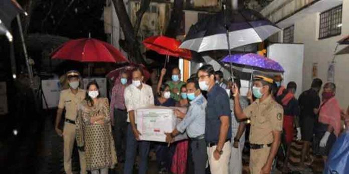 സംസ്ഥാനത്ത് വിവിധ കേന്ദ്രങ്ങളിലേക്കുള്ള കോവിഡ് വാക്സിന് വിതരണം തുടങ്ങി സംസ്ഥാനത്ത് വിവിധ കേന്ദ്രങ്ങളിലേക്കുള്ള കോവിഡ് വാക്സിന് വിതരണം തുടങ്ങി