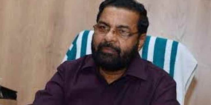 നല്ലത് മാത്രം ചെയ്ത സര്ക്കാരിനെ മോശപ്പെടുത്താന് വേണ്ടി ശത്രുക്കളുടെ കൈയിലെ കരുവായിട്ടല്ലേ നിങ്ങള് മാറിയിട്ടുളളതെന്നും താന് ചോദിച്ചതായി കടകംപളളി നല്ലത് മാത്രം ചെയ്ത സര്ക്കാരിനെ മോശപ്പെടുത്താന് വേണ്ടി ശത്രുക്കളുടെ കൈയിലെ കരുവായിട്ടല്ലേ നിങ്ങള് മാറിയിട്ടുളളതെന്നും താന് ചോദിച്ചതായി കടകംപളളി