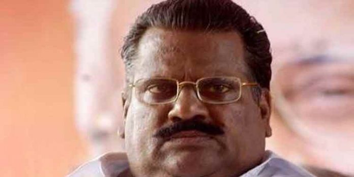 വീണ്ടും ബന്ധു നിയമന വിവാദത്തില് പെട്ട് ഇ.പി.ജയരാജന് വീണ്ടും ബന്ധു നിയമന വിവാദത്തില് പെട്ട് ഇ.പി.ജയരാജന്