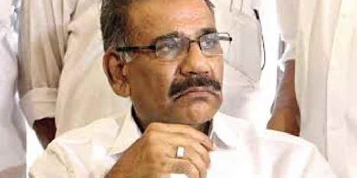 എറണാകുളത്ത് എ.കെ ശശീന്ദ്രനെതിരെ പോസ്റ്റർ പ്രതിഷേധം എറണാകുളത്ത് എ.കെ ശശീന്ദ്രനെതിരെ പോസ്റ്റർ പ്രതിഷേധം