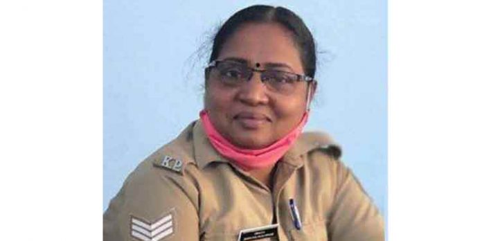 പോലീസ് ഉദ്യോഗസ്ഥ കോവിഡ് ബാധിച്ച് മരിച്ചു പോലീസ് ഉദ്യോഗസ്ഥ കോവിഡ് ബാധിച്ച് മരിച്ചു