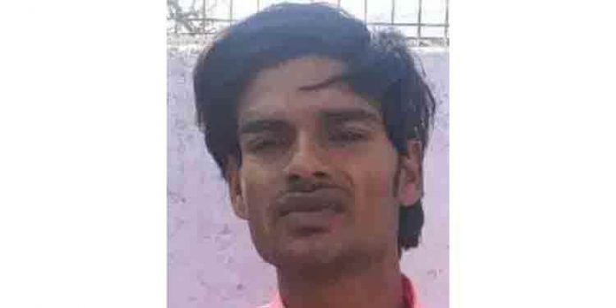 കോണ്സ്റ്റബിളിനെ കൊലപ്പെടുത്തിയ കുറ്റവാളി മോത്തി സിങ്ങിനെ പോലീസ് വെടിവെച്ചു കൊന്നു കോണ്സ്റ്റബിളിനെ കൊലപ്പെടുത്തിയ കുറ്റവാളി മോത്തി സിങ്ങിനെ പോലീസ് വെടിവെച്ചു കൊന്നു