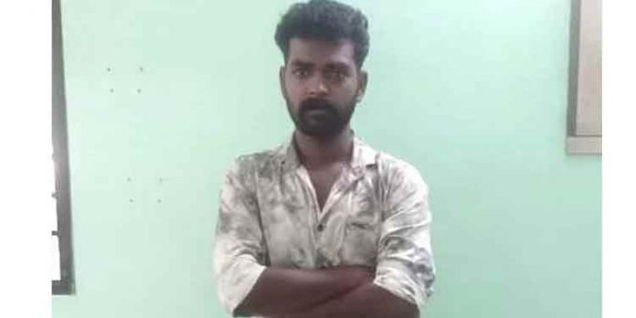 ചേരാനെല്ലൂരില് വന് കഞ്ചാവ് വേട്ട ; നാലു കിലോ കഞ്ചാവുമായി യുവാവ് പിടിയില് ചേരാനെല്ലൂരില് വന് കഞ്ചാവ് വേട്ട ; നാലു കിലോ കഞ്ചാവുമായി യുവാവ് പിടിയില്