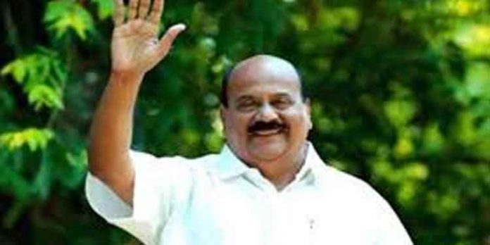 ജോസ് കെ മാണിക്ക് പരാജയ ഭീതി, അപരനെ നിര്ത്തിയത് മാന്യതക്ക് ചേര്ന്നതല്ല : മാണി സി കാപ്പന് ജോസ് കെ മാണിക്ക് പരാജയ ഭീതി, അപരനെ നിര്ത്തിയത് മാന്യതക്ക് ചേര്ന്നതല്ല : മാണി സി കാപ്പന്