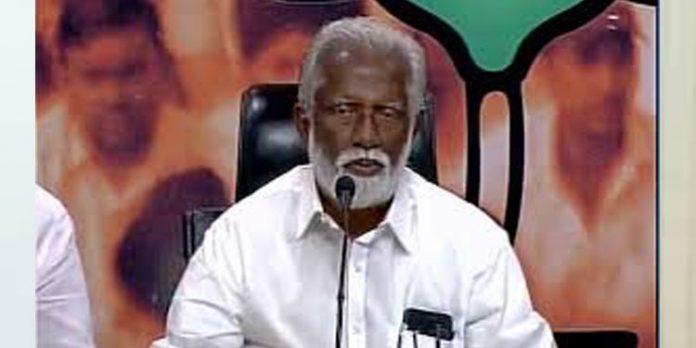 എം ബി രാജേഷിന്റെ ഭാര്യയുടെ അനധികൃത നിയമനം കേരളത്തിലെ യുവാക്കളോടുള്ള വഞ്ചന : കുമ്മനം എം ബി രാജേഷിന്റെ ഭാര്യയുടെ അനധികൃത നിയമനം കേരളത്തിലെ യുവാക്കളോടുള്ള വഞ്ചന : കുമ്മനം