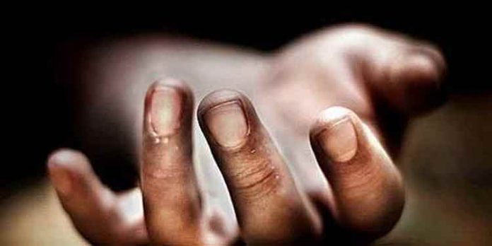 സദാചാര ഗുണ്ടായിസം ; തീകൊളുത്തി ആത്മഹത്യക്ക് ശ്രമിച്ച യുവതി മരിച്ചു സദാചാര ഗുണ്ടായിസം ; തീകൊളുത്തി ആത്മഹത്യക്ക് ശ്രമിച്ച യുവതി മരിച്ചു