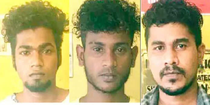 രണ്ടേകാല് ലക്ഷം രൂപ വിലയുള്ള വളര്ത്തുപക്ഷികളെ മോഷ്ടിച്ച കേസില് മൂന്നുപേരെ പോലീസ് പിടികൂടി രണ്ടേകാല് ലക്ഷം രൂപ വിലയുള്ള വളര്ത്തുപക്ഷികളെ മോഷ്ടിച്ച കേസില് മൂന്നുപേരെ പോലീസ് പിടികൂടി