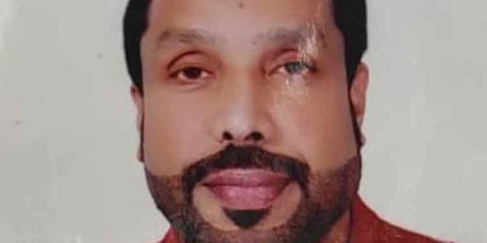 തൂണേരി മുടവന്തേരിയില് നിന്നും തട്ടിക്കൊണ്ടുപോയ വ്യാപാരിയെ വഴിയില് ഉപേക്ഷിച്ചു തൂണേരി മുടവന്തേരിയില് നിന്നും തട്ടിക്കൊണ്ടുപോയ വ്യാപാരിയെ വഴിയില് ഉപേക്ഷിച്ചു