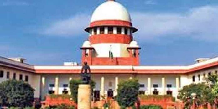 ആറ് മാസത്തിനുള്ളില് ബാങ്ക് ലോക്കര് നയം പുതുക്കണം ; സുപ്രീംകോടതി ആറ് മാസത്തിനുള്ളില് ബാങ്ക് ലോക്കര് നയം പുതുക്കണം ; സുപ്രീംകോടതി