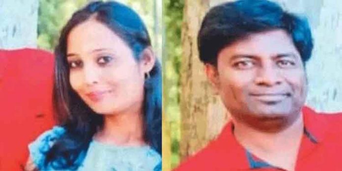കറിക്കത്തികൊണ്ട് ഭാര്യയുടെ കഴുത്തറുത്തു – അരിശം തീരാതെ ദേഹത്തിലൂടെ കാര് പലതവണ കയറ്റിയിറക്കി മരണം ഉറപ്പാക്കി ; ഡോക്ടര് അറസ്റ്റില് കറിക്കത്തികൊണ്ട് ഭാര്യയുടെ കഴുത്തറുത്തു – അരിശം തീരാതെ ദേഹത്തിലൂടെ കാര് പലതവണ കയറ്റിയിറക്കി മരണം ഉറപ്പാക്കി ; ഡോക്ടര് അറസ്റ്റില്