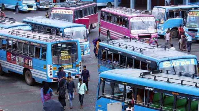 ബസ് ജീവനക്കാർ തമ്മിൽ കൂട്ടത്തല്ല് ബസ് ജീവനക്കാർ തമ്മിൽ കൂട്ടത്തല്ല്