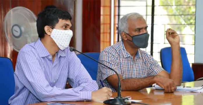 നിയമസഭാ തെരഞ്ഞെടുപ്പ് : ഇലക്ഷന് ഓഫീസര്മാരുടെ യോഗം ചേര്ന്നു നിയമസഭാ തെരഞ്ഞെടുപ്പ് : ഇലക്ഷന് ഓഫീസര്മാരുടെ യോഗം ചേര്ന്നു