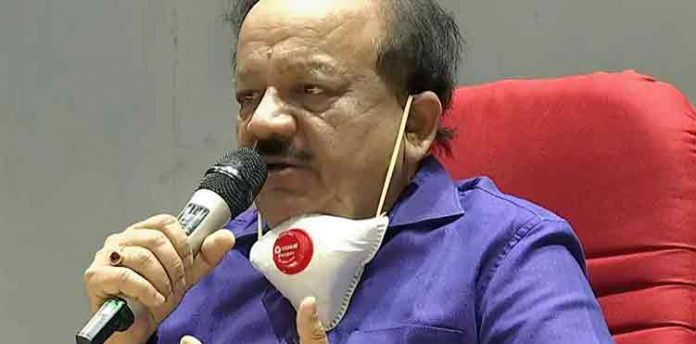 രാജ്യത്ത് കോവിഡ് വാക്സിനേഷൻ മൂലം മരണങ്ങളൊന്നും റിപ്പോർട്ട് ചെയ്തിട്ടില്ല ; കേന്ദ്ര ആരോഗ്യമന്ത്രി രാജ്യത്ത് കോവിഡ് വാക്സിനേഷൻ മൂലം മരണങ്ങളൊന്നും റിപ്പോർട്ട് ചെയ്തിട്ടില്ല ; കേന്ദ്ര ആരോഗ്യമന്ത്രി