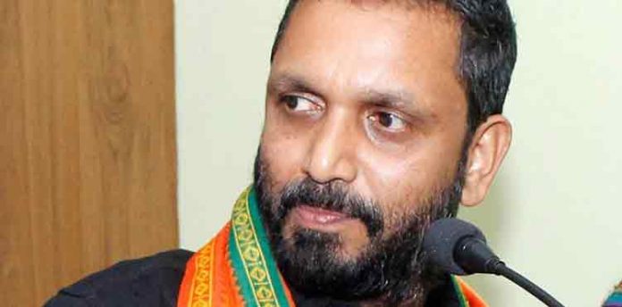 കേരളത്തിൽ നടക്കുന്നത് യുവജന നേതാക്കളുടെ ഭാര്യമാരുടെ നവോത്ഥാനം : കെ. സുരേന്ദ്രൻ കേരളത്തിൽ നടക്കുന്നത് യുവജന നേതാക്കളുടെ ഭാര്യമാരുടെ നവോത്ഥാനം : കെ. സുരേന്ദ്രൻ