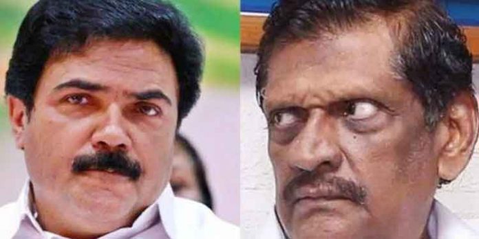 വടശേരിക്കരയില് ജോസഫ് ഗ്രൂപ്പില് പൊട്ടിത്തെറി ; മണ്ഡലം നേതൃത്വം ഉള്പ്പെടെ നൂറോളം പേര് രാജിവെച്ച് മാണി ഗ്രൂപ്പില് വടശേരിക്കരയില് ജോസഫ് ഗ്രൂപ്പില് പൊട്ടിത്തെറി ; മണ്ഡലം നേതൃത്വം ഉള്പ്പെടെ നൂറോളം പേര് രാജിവെച്ച് മാണി ഗ്രൂപ്പില്