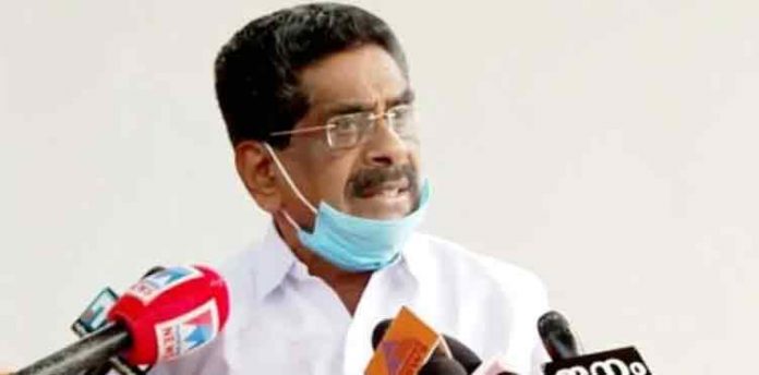 ഇന്ധനനികുതി കുറയ്ക്കാത്തത് വെല്ലുവിളി ; അധിക നികുതി ഒഴിവാക്കാൻ സംസ്ഥാന സർക്കാർ തയ്യാറാകണം : മുല്ലപ്പള്ളി ഇന്ധനനികുതി കുറയ്ക്കാത്തത് വെല്ലുവിളി ; അധിക നികുതി ഒഴിവാക്കാൻ സംസ്ഥാന സർക്കാർ തയ്യാറാകണം : മുല്ലപ്പള്ളി