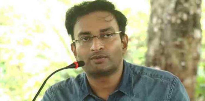 ട്രോളർ കരാർ : കെഎസ്ഐഎന്സി എംഡി പ്രശാന്തിന് കുരുക്ക് ; നടപടിക്ക് സാധ്യത ട്രോളർ കരാർ : കെഎസ്ഐഎന്സി എംഡി പ്രശാന്തിന് കുരുക്ക് ; നടപടിക്ക് സാധ്യത
