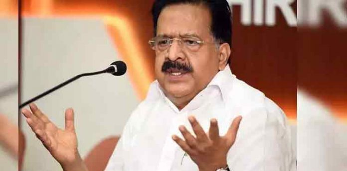 പിണറായിയും മെഴ്സിക്കുട്ടിയമ്മയും ഇ.പി ജയരാജനും മുഖ്യപ്രതികള് ; ഗുരുതര ആരോപണങ്ങളുമായി ചെന്നിത്തല പിണറായിയും മെഴ്സിക്കുട്ടിയമ്മയും ഇ.പി ജയരാജനും മുഖ്യപ്രതികള് ; ഗുരുതര ആരോപണങ്ങളുമായി ചെന്നിത്തല
