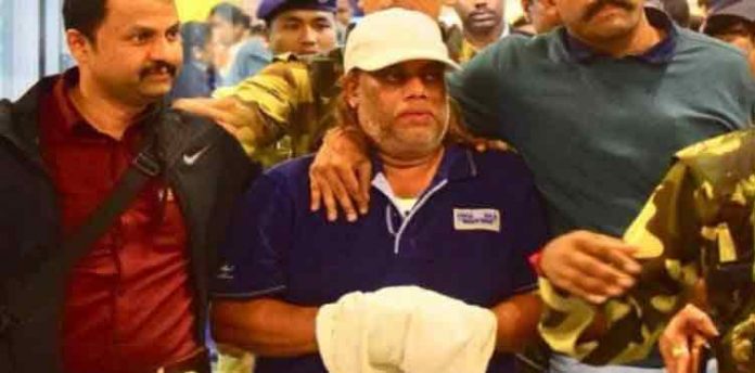 കൊച്ചി ബ്യൂട്ടിപാർലർ വെടിവെപ്പ് കേസ് : രവി പൂജാരിയുടെ അറസ്റ്റ് രേഖപ്പെടുത്തി കൊച്ചി ബ്യൂട്ടിപാർലർ വെടിവെപ്പ് കേസ് : രവി പൂജാരിയുടെ അറസ്റ്റ് രേഖപ്പെടുത്തി