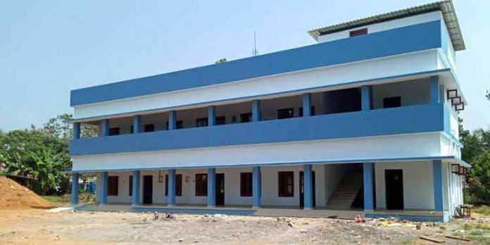 ജില്ലയില് രണ്ടു സ്കൂളുകളുടെ ഉദ്ഘാടനം ശനിയാഴ്ച മുഖ്യമന്ത്രി നിര്വഹിക്കും ജില്ലയില് രണ്ടു സ്കൂളുകളുടെ ഉദ്ഘാടനം ശനിയാഴ്ച മുഖ്യമന്ത്രി നിര്വഹിക്കും