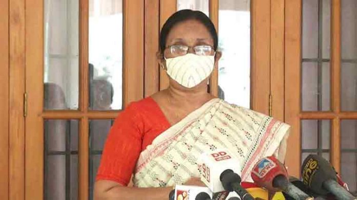 വിദേശത്തുനിന്നു വരുന്നവര്ക്കു കോവിഡ് പരിശോധന സൗജന്യം : ആരോഗ്യമന്ത്രി വിദേശത്തുനിന്നു വരുന്നവര്ക്കു കോവിഡ് പരിശോധന സൗജന്യം : ആരോഗ്യമന്ത്രി