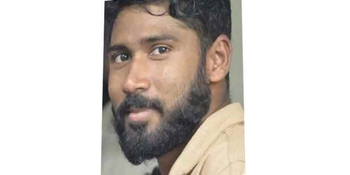 ശനിയാഴ്ച രാത്രി കോഴിക്കോട് നഗരത്തിലുണ്ടായ വാഹനാപകടത്തില് പരിക്കേറ്റ രണ്ട് പേര് മരിച്ചു ശനിയാഴ്ച രാത്രി കോഴിക്കോട് നഗരത്തിലുണ്ടായ വാഹനാപകടത്തില് പരിക്കേറ്റ രണ്ട് പേര് മരിച്ചു
