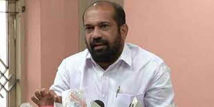 വടക്കാഞ്ചേരി യുഡിഎഫിനെ കൈവിടുന്നു : അനിൽ അക്കരെ പിന്നിൽ വടക്കാഞ്ചേരി യുഡിഎഫിനെ കൈവിടുന്നു : അനിൽ അക്കരെ പിന്നിൽ