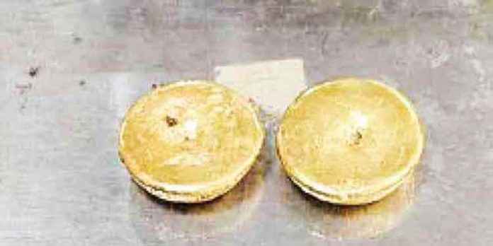 കോഴിക്കോട് വിമാനത്താവളത്തില് 1522 ഗ്രാം സ്വര്ണം പിടികൂടി കോഴിക്കോട് വിമാനത്താവളത്തില് 1522 ഗ്രാം സ്വര്ണം പിടികൂടി