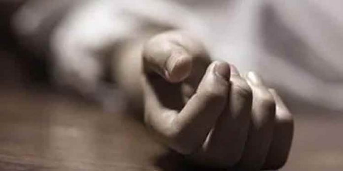 വീട് നന്നാക്കാന് സഹായം ലഭിച്ചില്ല ; കേന്ദ്രമന്ത്രിയുടെ വീടിനുമുന്നിലെത്തി വിഷം കഴിച്ച് യുവതി ആത്മഹത്യ ചെയ്തു വീട് നന്നാക്കാന് സഹായം ലഭിച്ചില്ല ; കേന്ദ്രമന്ത്രിയുടെ വീടിനുമുന്നിലെത്തി വിഷം കഴിച്ച് യുവതി ആത്മഹത്യ ചെയ്തു