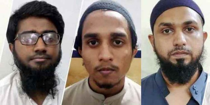 സമൂഹമാധ്യമങ്ങള് വഴി ഐഎസിലേക്ക് യുവാക്കളെ റിക്രൂട്ട് ചെയ്യാന് ശ്രമം ; കേരളത്തില് പിടിയിലായവര് ഐഎസിന്റെ സിരാ കേന്ദ്രം സമൂഹമാധ്യമങ്ങള് വഴി ഐഎസിലേക്ക് യുവാക്കളെ റിക്രൂട്ട് ചെയ്യാന് ശ്രമം ; കേരളത്തില് പിടിയിലായവര് ഐഎസിന്റെ സിരാ കേന്ദ്രം
