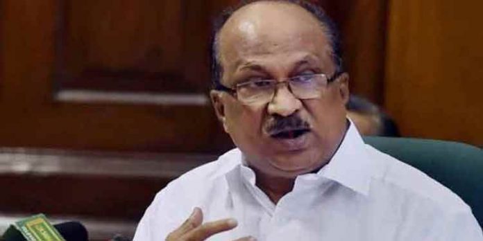 കോൺഗ്രസിൽ ഉറച്ചു നിൽക്കുന്നു, സുധാകരന്റെ കത്തിനെ ഭയക്കുന്നില്ല ; കെ വി തോമസ് കോൺഗ്രസിൽ ഉറച്ചു നിൽക്കുന്നു, സുധാകരന്റെ കത്തിനെ ഭയക്കുന്നില്ല ; കെ വി തോമസ്