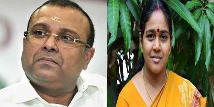 ശോഭ സുരേന്ദ്രനെ കഴക്കൂട്ടത്ത് മത്സരിപ്പിക്കാതിരിക്കാന് ബി.ജെ.പി യില് നീക്കം ; പകരം തുഷാറിനെ പരിഗണിക്കുന്നു ശോഭ സുരേന്ദ്രനെ കഴക്കൂട്ടത്ത് മത്സരിപ്പിക്കാതിരിക്കാന് ബി.ജെ.പി യില് നീക്കം ; പകരം തുഷാറിനെ പരിഗണിക്കുന്നു