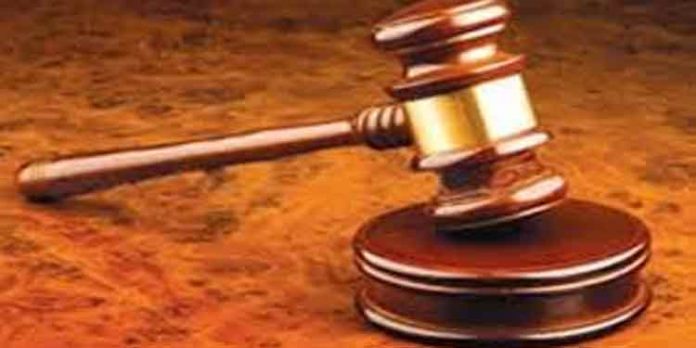 പുത്തന്വേലിക്കര ബലാത്സംഗ കൊലപാതകം ; ഇതര സംസ്ഥാന തൊഴിലാളിക്ക് വധശിക്ഷ പുത്തന്വേലിക്കര ബലാത്സംഗ കൊലപാതകം ; ഇതര സംസ്ഥാന തൊഴിലാളിക്ക് വധശിക്ഷ