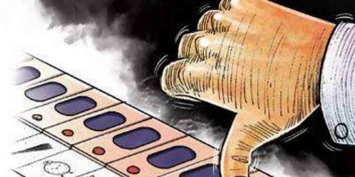 തെരഞ്ഞെടുപ്പ് കമ്മീഷന് സംസ്ഥാനതലത്തില് മൂന്ന് പ്രത്യേക നിരീക്ഷകരെ നിയമിച്ചു തെരഞ്ഞെടുപ്പ് കമ്മീഷന് സംസ്ഥാനതലത്തില് മൂന്ന് പ്രത്യേക നിരീക്ഷകരെ നിയമിച്ചു