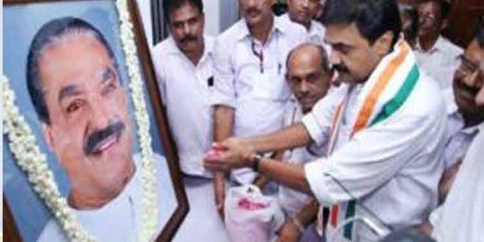 പത്രികാ സമര്പ്പണത്തിന് ജോസ് കെ.മാണി എത്തി ; ആവേശത്തോടെ അണികള് പത്രികാ സമര്പ്പണത്തിന് ജോസ് കെ.മാണി എത്തി ; ആവേശത്തോടെ അണികള്