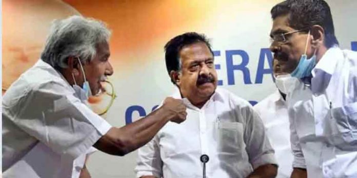 തൃശൂരിലെ കോണ്ഗ്രസിനുള്ളില് വീണ്ടും പൊട്ടിത്തെറി : മണലൂരിലെ പെയ്മെന്റ് സീറ്റില് പ്രതിഷേധിച്ച് നേതാക്കളും പ്രവര്ത്തകരും രാജിവെച്ചു തൃശൂരിലെ കോണ്ഗ്രസിനുള്ളില് വീണ്ടും പൊട്ടിത്തെറി : മണലൂരിലെ പെയ്മെന്റ് സീറ്റില് പ്രതിഷേധിച്ച് നേതാക്കളും പ്രവര്ത്തകരും രാജിവെച്ചു