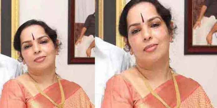 വിനോദിനി ചോദ്യം ചെയ്യലിനായി കസ്റ്റംസിനു മുന്നില് ഹാജരായില്ല വിനോദിനി ചോദ്യം ചെയ്യലിനായി കസ്റ്റംസിനു മുന്നില് ഹാജരായില്ല