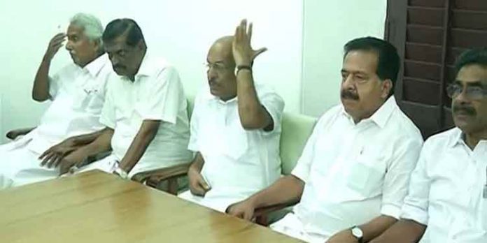 രണ്ടിലേറെ തവണ തോറ്റവര്ക്കും കഴിഞ്ഞ തദ്ദേശഭരണ തെരഞ്ഞെടുപ്പില് തോറ്റവര്ക്കും സീറ്റ് നല്കേണ്ടെന്ന് കോണ്ഗ്രസ് തീരുമാനം രണ്ടിലേറെ തവണ തോറ്റവര്ക്കും കഴിഞ്ഞ തദ്ദേശഭരണ തെരഞ്ഞെടുപ്പില് തോറ്റവര്ക്കും സീറ്റ് നല്കേണ്ടെന്ന് കോണ്ഗ്രസ് തീരുമാനം