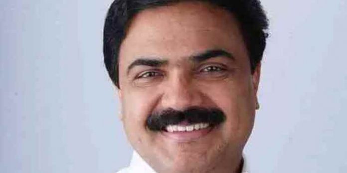 കേരള കോണ്ഗ്രസ് (എം) 12 സീറ്റുകളില് സ്ഥാനാര്ഥികളെ പ്രഖ്യാപിച്ചു : പ്രതിഷേധം ശക്തമായ കുറ്റ്യാടി ഒഴിച്ചിട്ടു കേരള കോണ്ഗ്രസ് (എം) 12 സീറ്റുകളില് സ്ഥാനാര്ഥികളെ പ്രഖ്യാപിച്ചു : പ്രതിഷേധം ശക്തമായ കുറ്റ്യാടി ഒഴിച്ചിട്ടു