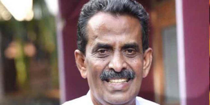 10 ദിവസം നീണ്ട അനിശ്ചിതത്വത്തിനൊടുവില് ഏലത്തൂര് മണ്ഡലത്തിലെ യു.ഡി.എഫ് സ്ഥാനാര്ഥി സുല്ഫിക്കര് മയൂരി 10 ദിവസം നീണ്ട അനിശ്ചിതത്വത്തിനൊടുവില് ഏലത്തൂര് മണ്ഡലത്തിലെ യു.ഡി.എഫ് സ്ഥാനാര്ഥി സുല്ഫിക്കര് മയൂരി
