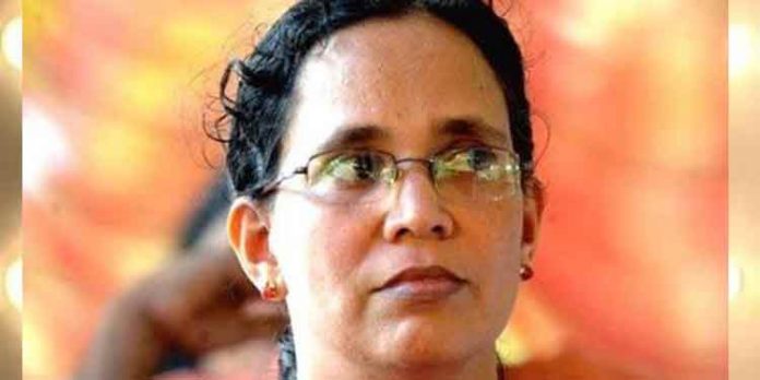 വടകരയില് അപരന്മാരുടെ ആറാട്ട് ; കെകെ രമയ്ക്കെതിരെ കെകെ രമ വടകരയില് അപരന്മാരുടെ ആറാട്ട് ; കെകെ രമയ്ക്കെതിരെ കെകെ രമ