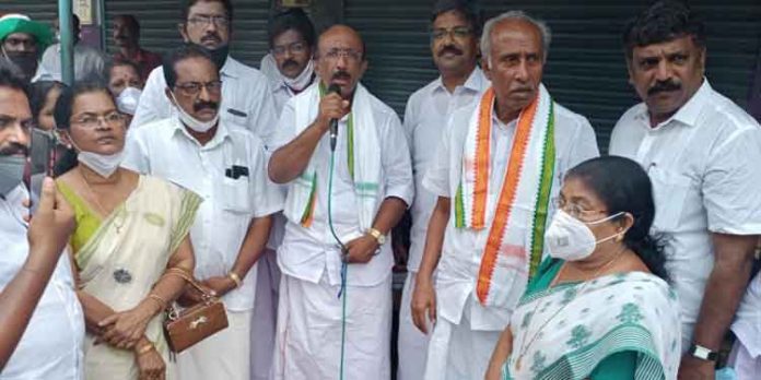 സ്വന്തം പാര്ട്ടിക്കാര്ക്ക് പോലും ആറന്മുള എം.എല്.എയുടെ വീടും ഓഫീസും തിരക്കി നടക്കേണ്ട ഗതികേട് ; ബാബു ജോര്ജ്ജ് സ്വന്തം പാര്ട്ടിക്കാര്ക്ക് പോലും ആറന്മുള എം.എല്.എയുടെ വീടും ഓഫീസും തിരക്കി നടക്കേണ്ട ഗതികേട് ; ബാബു ജോര്ജ്ജ്