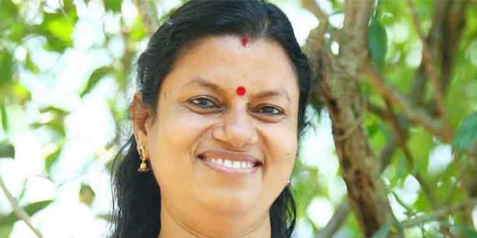 കൊല്ലത്ത് സ്ഥാനാര്ഥിയാകും , അറിയിപ്പ് ലഭിച്ചു : ബിന്ദു കൃഷ്ണ കൊല്ലത്ത് സ്ഥാനാര്ഥിയാകും , അറിയിപ്പ് ലഭിച്ചു : ബിന്ദു കൃഷ്ണ