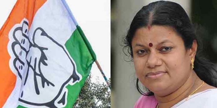ബിന്ദു കൃഷ്ണയെ ഒഴിവാക്കിയതിൽ പ്രതിഷേധം ; കൊല്ലത്ത് കോൺഗ്രസിൽ കൂട്ടരാജി ബിന്ദു കൃഷ്ണയെ ഒഴിവാക്കിയതിൽ പ്രതിഷേധം ; കൊല്ലത്ത് കോൺഗ്രസിൽ കൂട്ടരാജി
