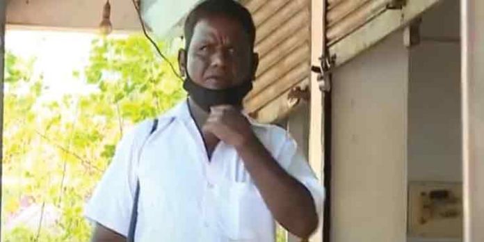 പത്രിക പിന്വലിച്ചിട്ടില്ല , മഞ്ചേശ്വരത്തെ ബി.എസ്.പി. സ്ഥാനാര്ഥി അജ്ഞാതവാസത്തില് പത്രിക പിന്വലിച്ചിട്ടില്ല , മഞ്ചേശ്വരത്തെ ബി.എസ്.പി. സ്ഥാനാര്ഥി അജ്ഞാതവാസത്തില്