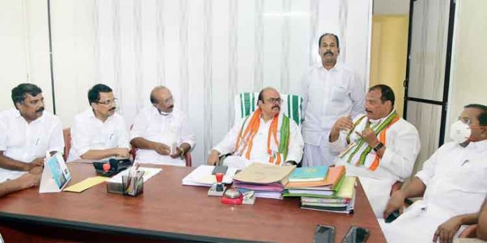 എത്ര പി.ആര് വര്ക്ക് നടത്തിയാലും ഇടതുപക്ഷത്തിന് തുടര്ഭരണം ലഭിക്കില്ല : താരിഖ് അന്വര് എത്ര പി.ആര് വര്ക്ക് നടത്തിയാലും ഇടതുപക്ഷത്തിന് തുടര്ഭരണം ലഭിക്കില്ല : താരിഖ് അന്വര്