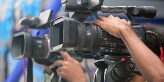 തെരഞ്ഞെടുപ്പ് വീഡിയോ ; പത്തനംതിട്ടയില് മുന് ക്വട്ടേഷന് റദ്ദ് ചെയ്തു – പുതിയ ക്വട്ടേഷന് മാര്ച്ച് മൂന്നിന് തെരഞ്ഞെടുപ്പ് വീഡിയോ ; പത്തനംതിട്ടയില് മുന് ക്വട്ടേഷന് റദ്ദ് ചെയ്തു – പുതിയ ക്വട്ടേഷന് മാര്ച്ച് മൂന്നിന്