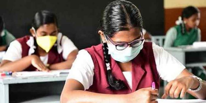എസ്എസ്എൽസി , ഹയർ സെക്കന്ററി പരീക്ഷ മാറ്റിവെക്കാന് നീക്കം എസ്എസ്എൽസി , ഹയർ സെക്കന്ററി പരീക്ഷ മാറ്റിവെക്കാന് നീക്കം